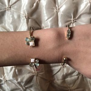 2 set gold bangle with gemstone setting